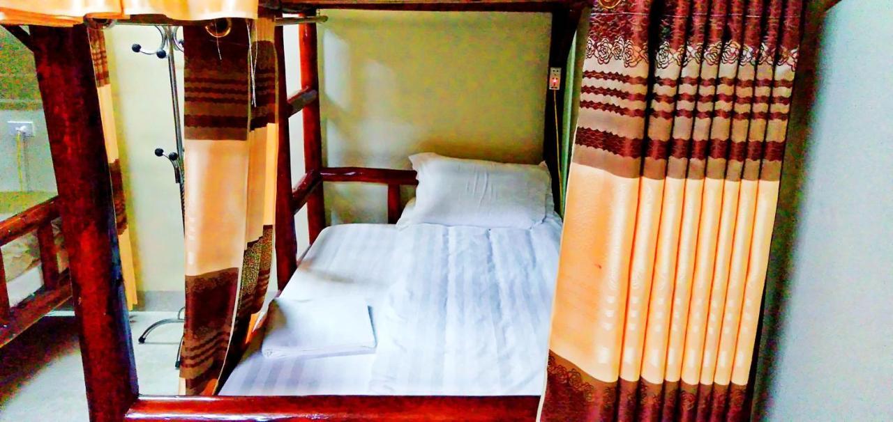 Fantasy Sapa Hostel Exterior photo