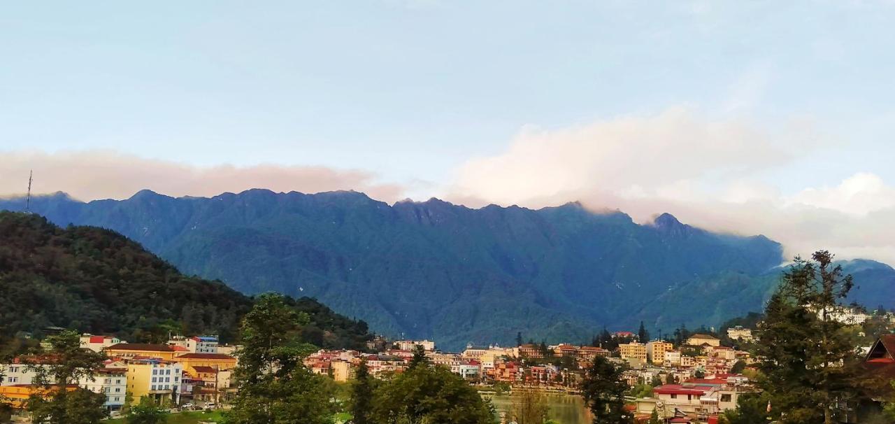 Fantasy Sapa Hostel Exterior photo